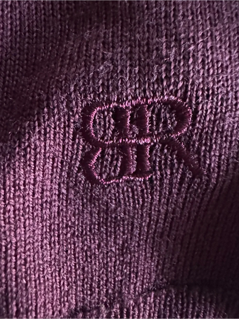 Banana Republic Men's Crewneck Sweater in Deep Burgundy. Merino wool. Size L